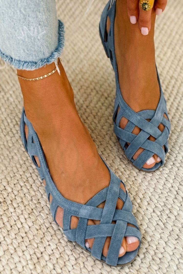 Hina | Platta sandaler med öppen tå och flätat material