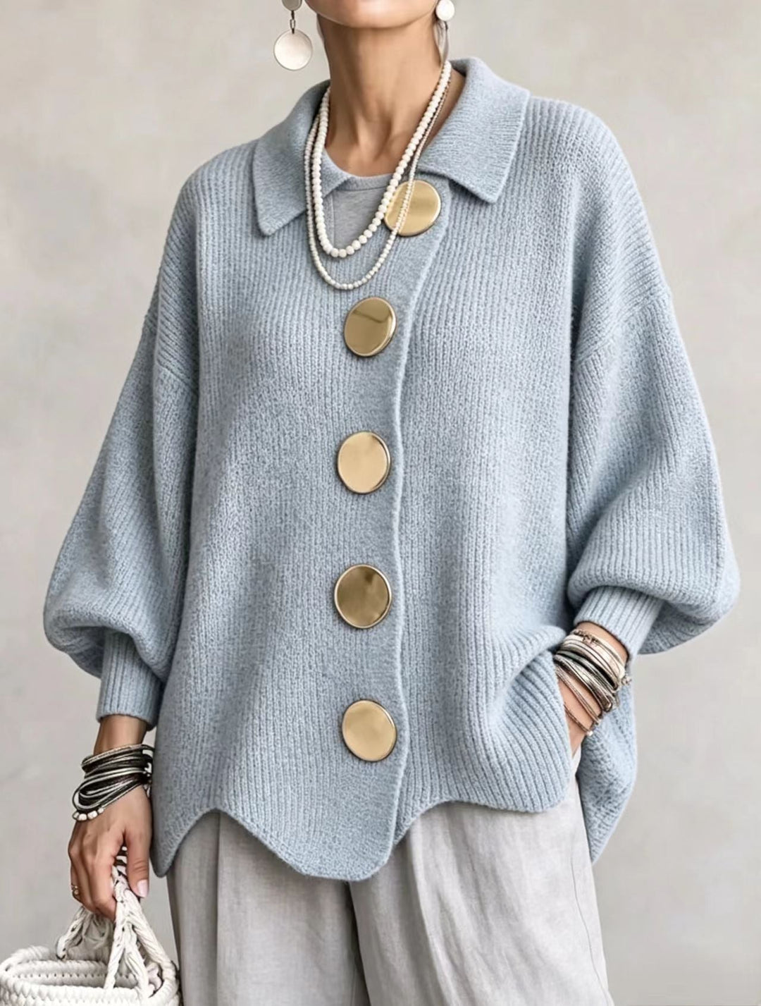 Freja | Oversize-kofta med stora metallknappar