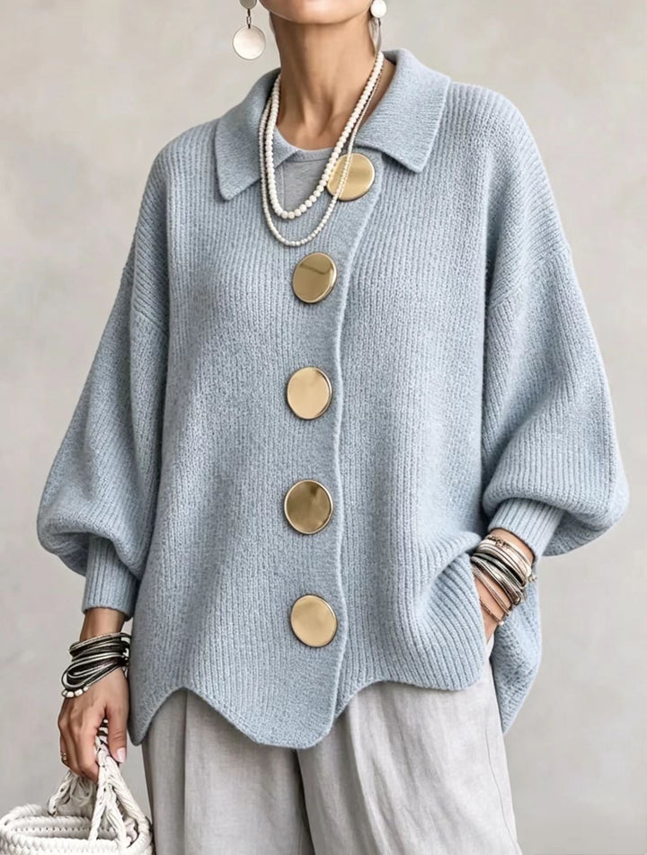 Freja | Oversize-kofta med stora metallknappar