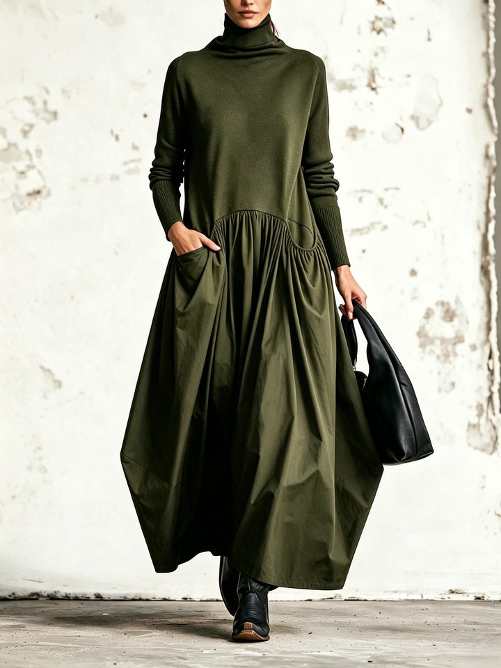 Ilaria | Oversize maxiklänning med hög krage och fickor